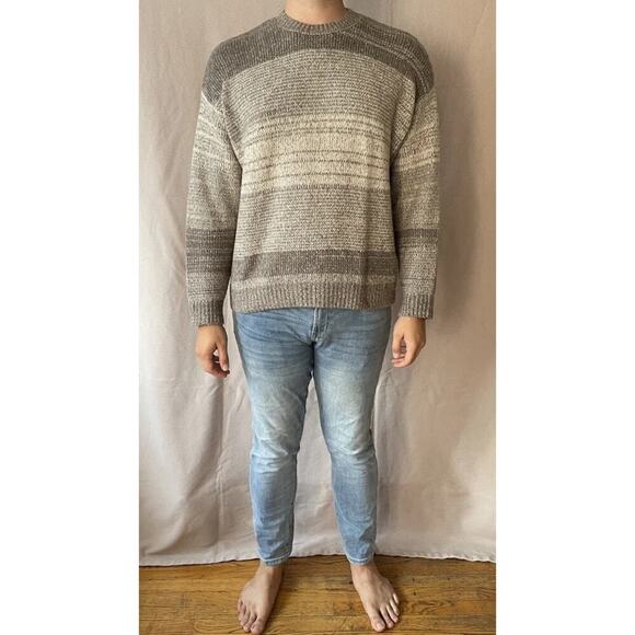 Abercrombie & Fitch Men's Oatmeal & Gray Oversized Fuzzy Soft Sweater Size Large - Picture 2 of 8